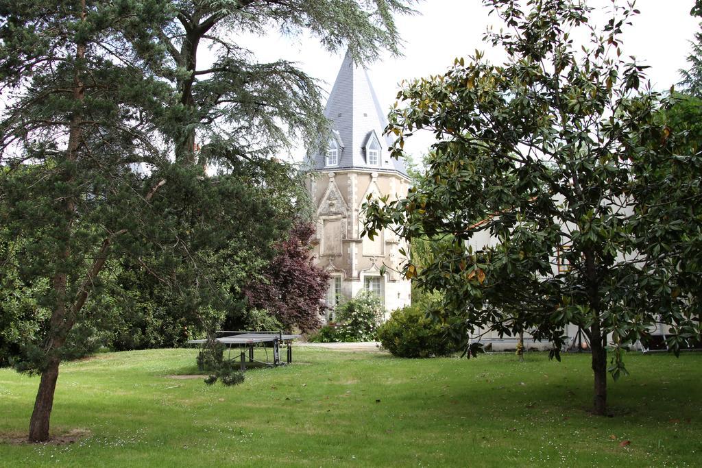 Chateau Du Bois De La Noe Bouaye Bagian luar foto