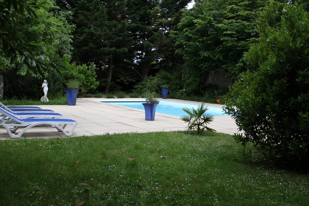Chateau Du Bois De La Noe Bouaye Bagian luar foto