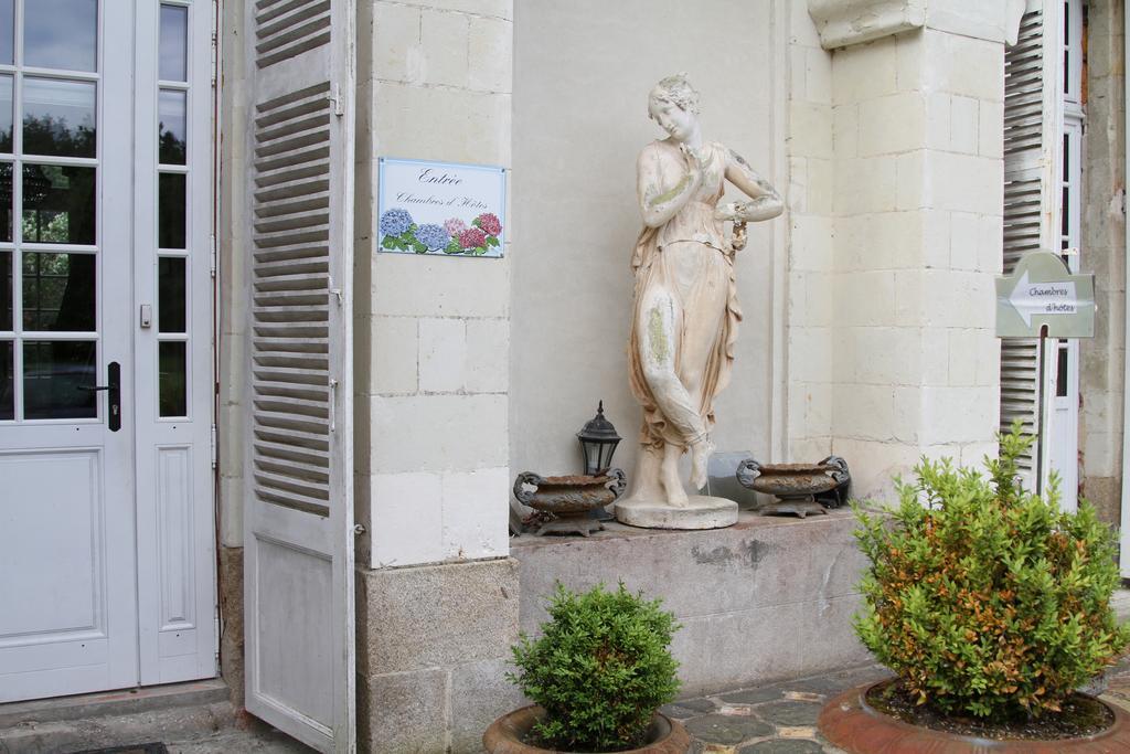 Chateau Du Bois De La Noe Bouaye Bagian luar foto
