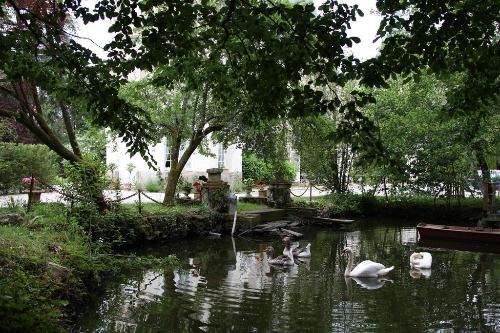 Chateau Du Bois De La Noe Bouaye Bagian luar foto